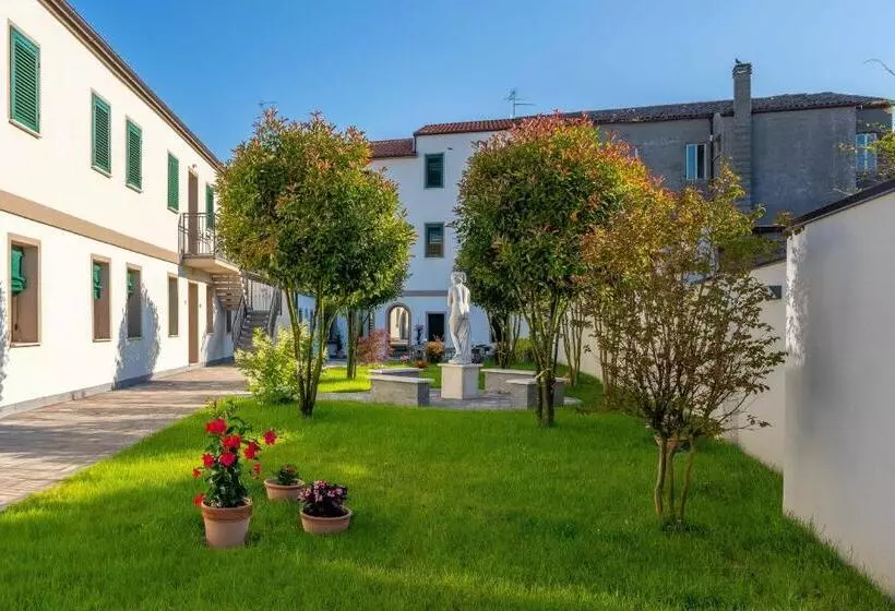 تختخواب و صبحانه Villa Carducci