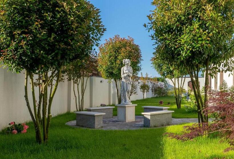 Nocleg ze śniadaniem Villa Carducci