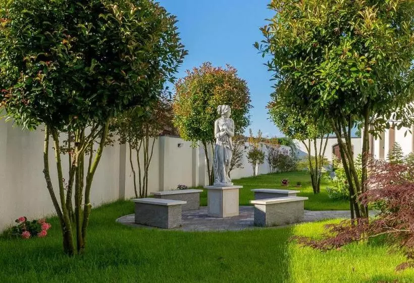 تختخواب و صبحانه Villa Carducci