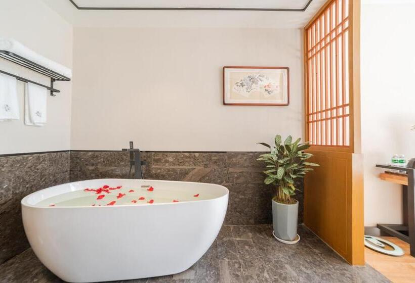 בית מלון כפרי Dali Fugao Sea View