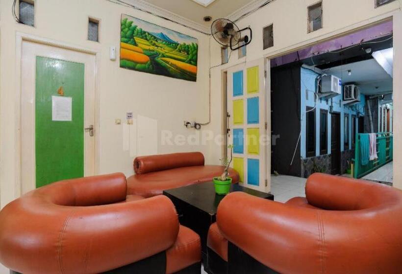 Hôtel Fajar Inn Mitra Reddoorz