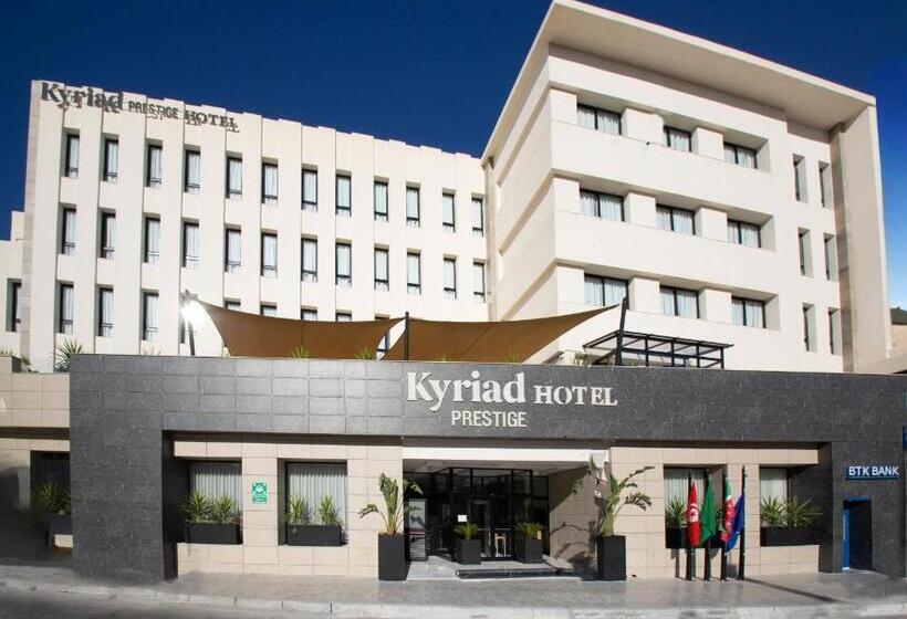 בית מלון כפרי Kyriad Prestige City Center Tunis