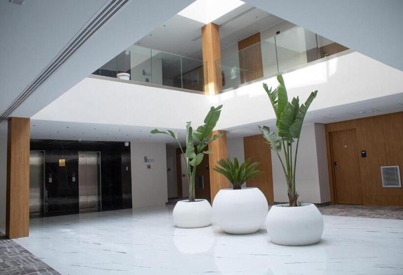 בית מלון כפרי Kyriad Prestige City Center Tunis