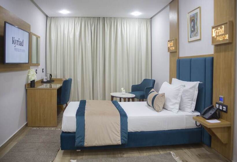 בית מלון כפרי Kyriad Prestige City Center Tunis