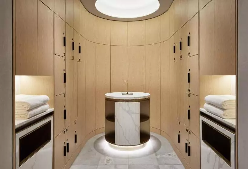 هتل Lanson Place Parliament Gardens