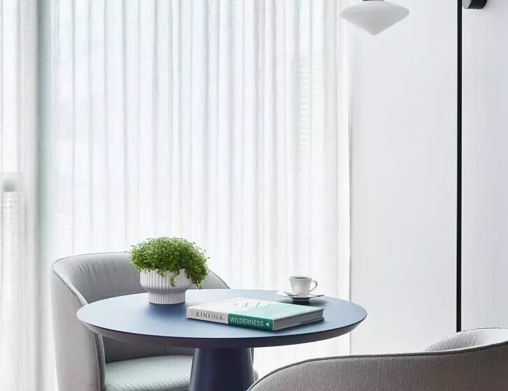 هتل Lanson Place Parliament Gardens