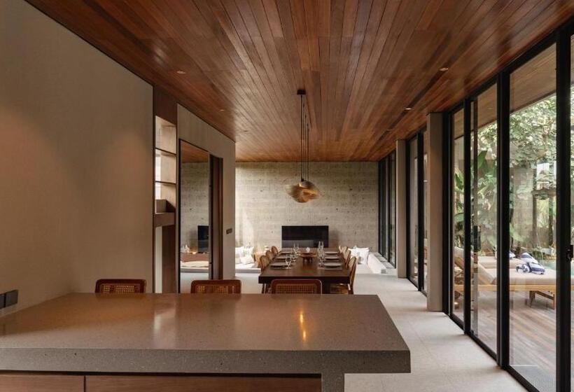 리조트 The Akasha Canggu