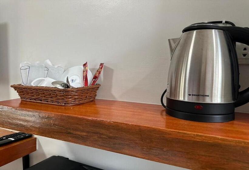 The White House P&n Hotel Chiang Rai