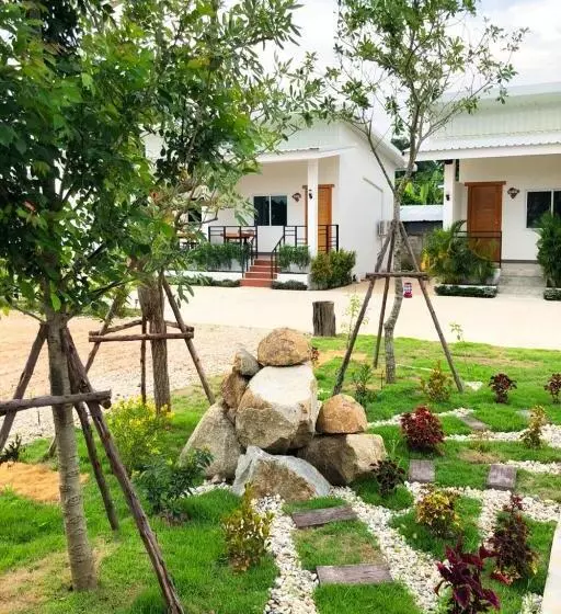 The White House P&n Hotel Chiang Rai