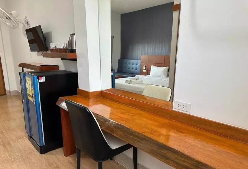 The White House P&n Hotel Chiang Rai