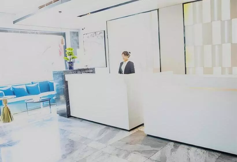 Echarm Hotel Lhasa Potala Palace Plaza