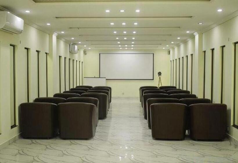 هتل Grand Millennium