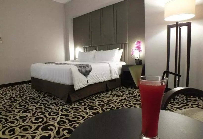 Hotelli Grand Royal Denai