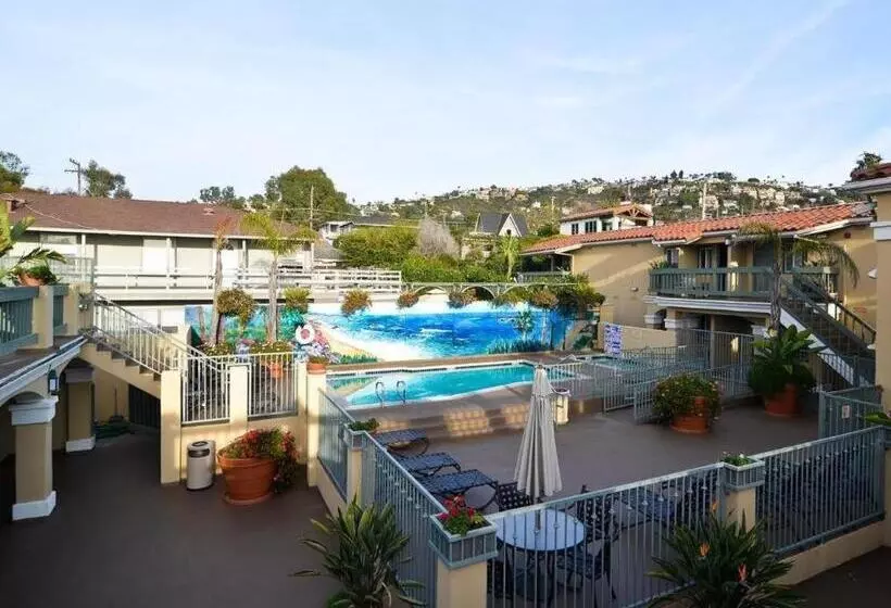 Hotelli Laguna Brisas   A Beach