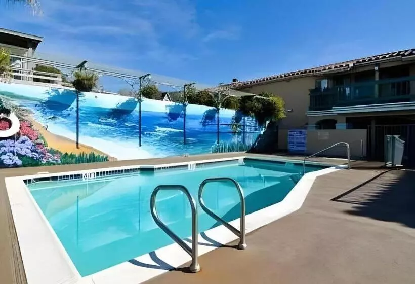 Hotelli Laguna Brisas   A Beach