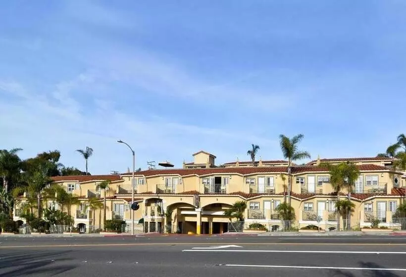 Hotelli Laguna Brisas   A Beach