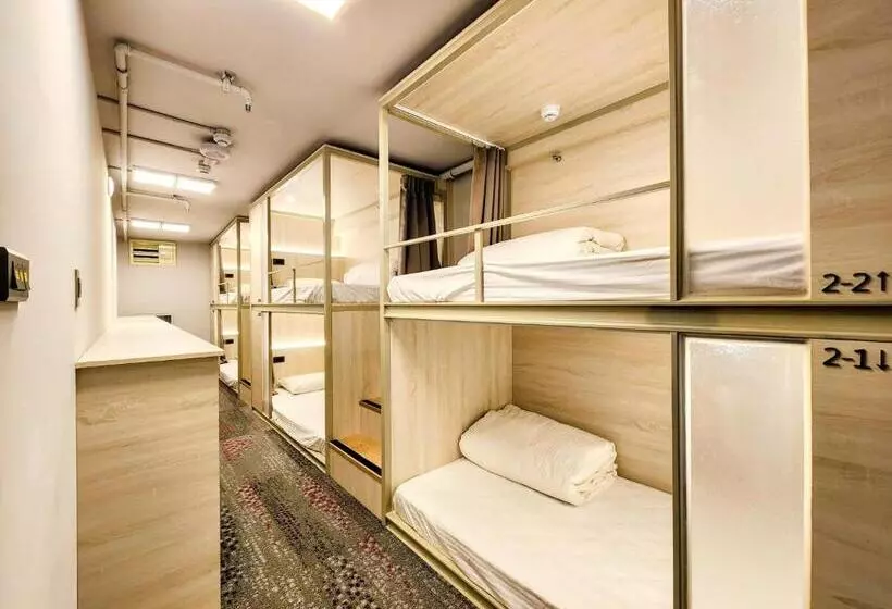 Just Live Hostel