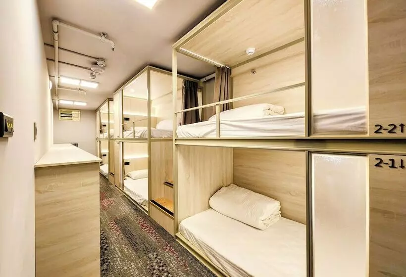 Just Live Hostel