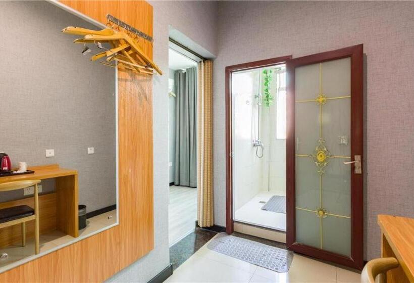 Thank Inn Hotel Jiangxi Yichun Fengcheng Yangliuhu Scenic Area