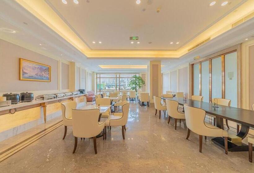 Vienna Hotel Chongqing West Station Square