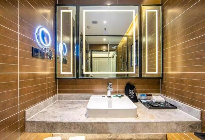Xana Hotelle Tianjin Binjiang Road Heping Road Metro Station Quanyechang