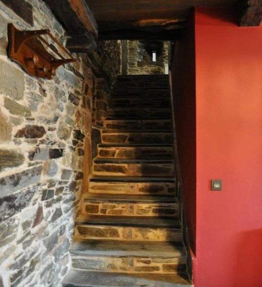 ユースホステル A Horta De Abel