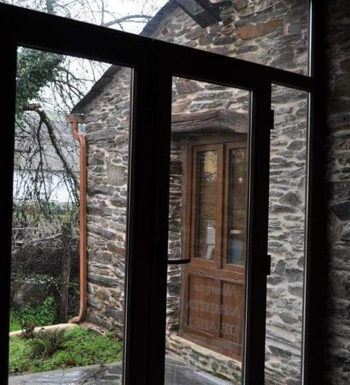 ユースホステル A Horta De Abel