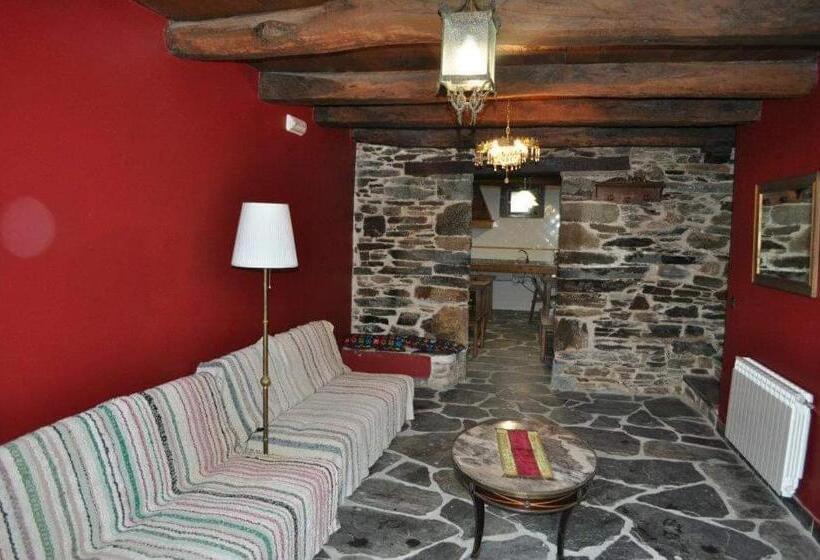 ユースホステル A Horta De Abel