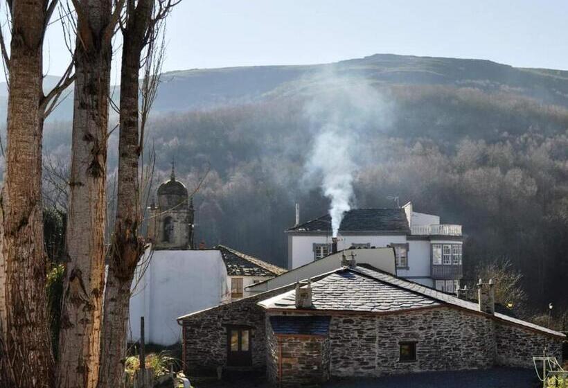 ユースホステル A Horta De Abel