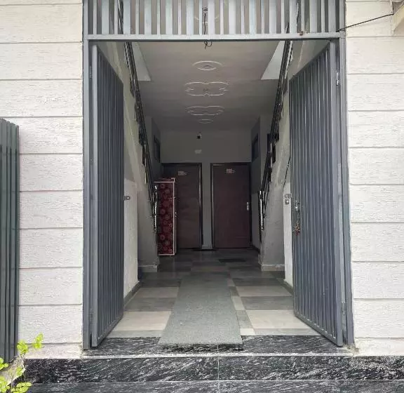 Hotelli Pop Royal Suites