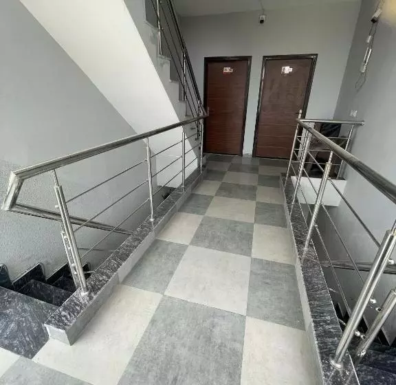 Hotelli Pop Royal Suites