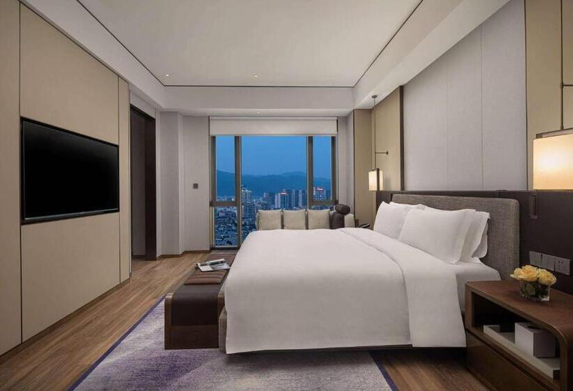 בית מלון כפרי Wyndham Grand Lishui Downtown & Poetry