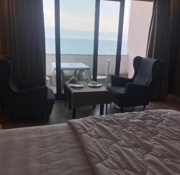 בית מלון כפרי Yakamoz