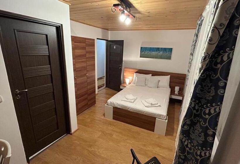 Majatalo Conacul Filon