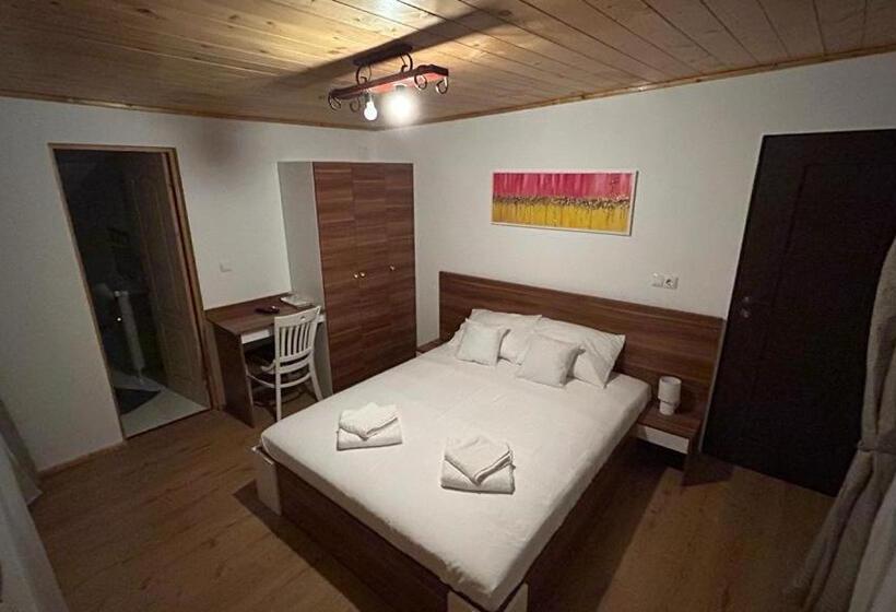 Majatalo Conacul Filon