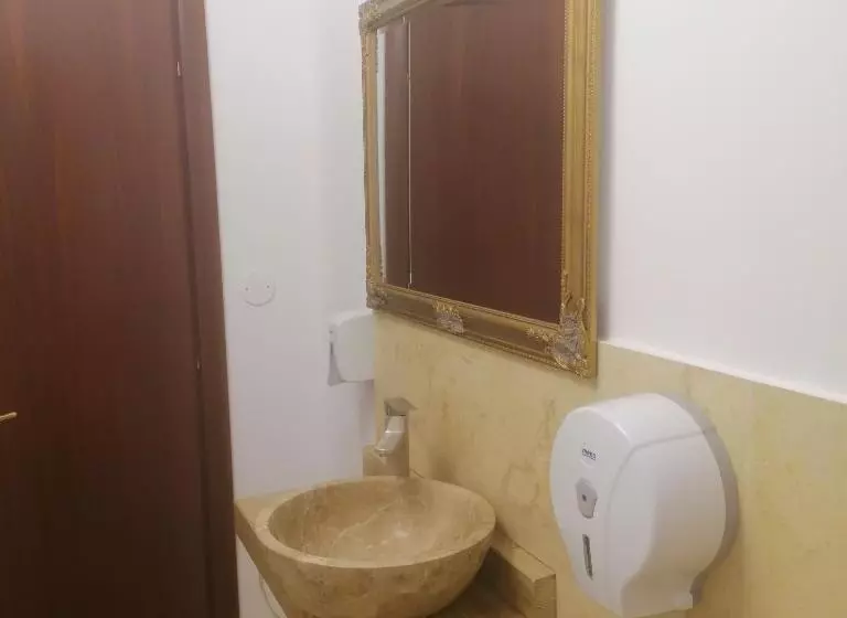 پانسیون Conacul Filon