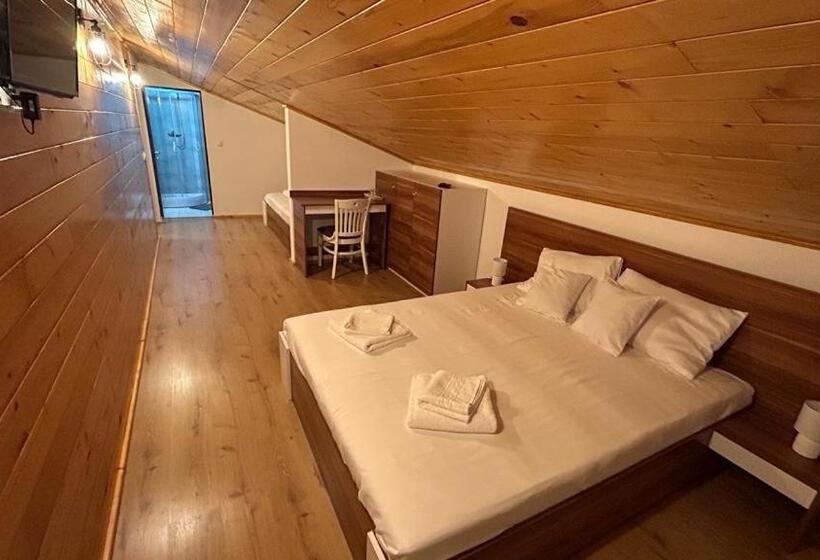 Majatalo Conacul Filon