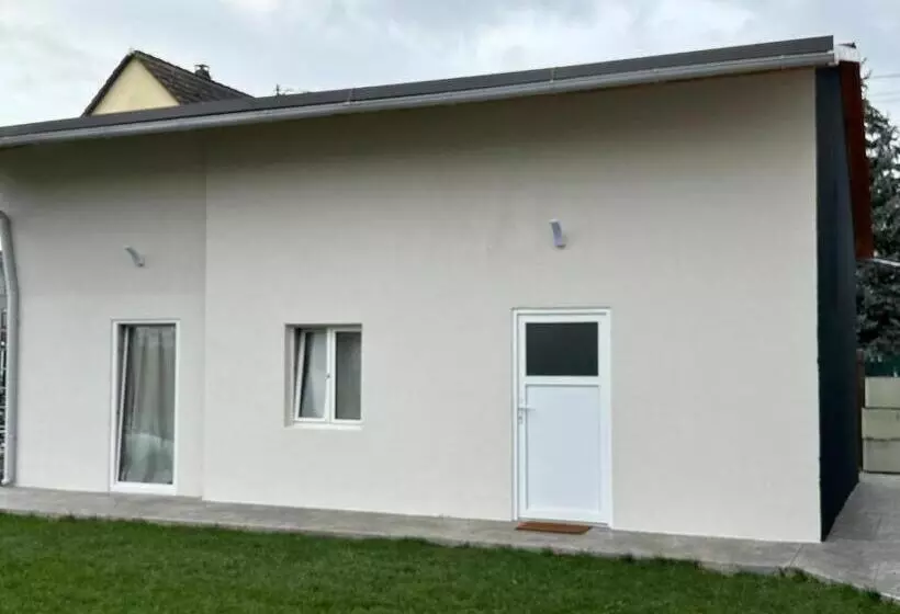 Majatalo Jacuzzi & Sauna Herrlisheim