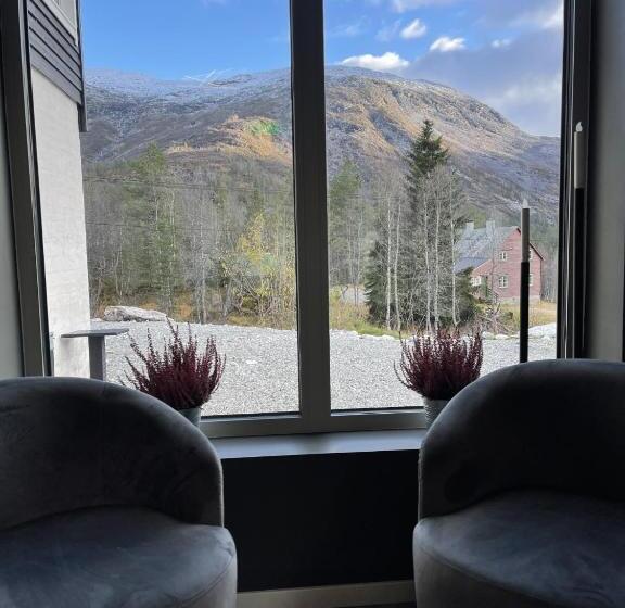 بنسيون Kårdal Fjellstove