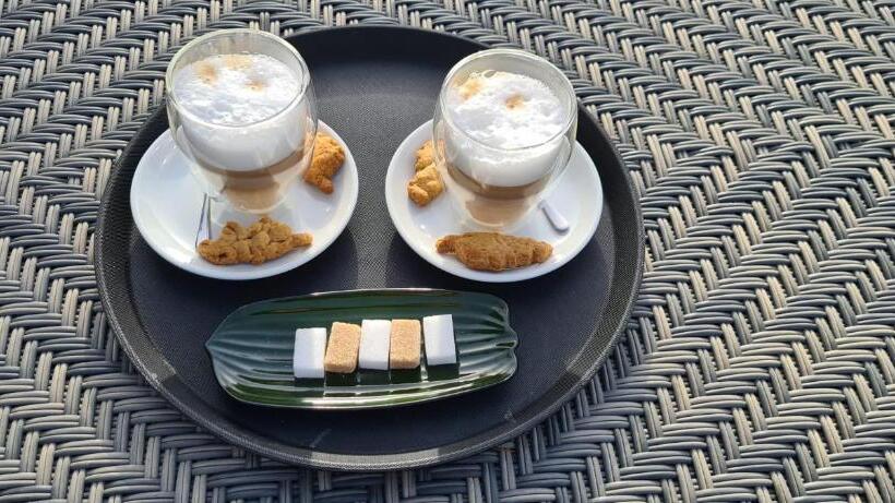 住宿加早餐  Domaine Cardu