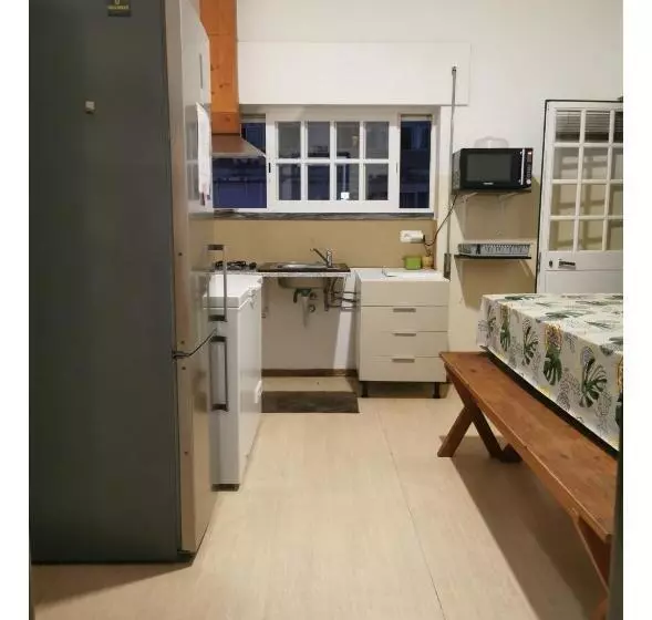 D Lis Hostel