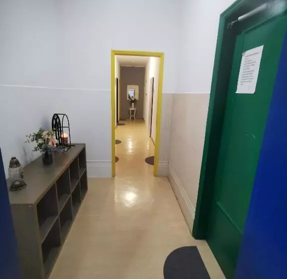 D Lis Hostel
