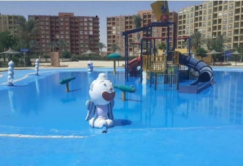 Golf Porto Marina El Alamein   North Cost شاليه فندقي في بورتو جولف مارينا العلمين الجديدة   الساحل