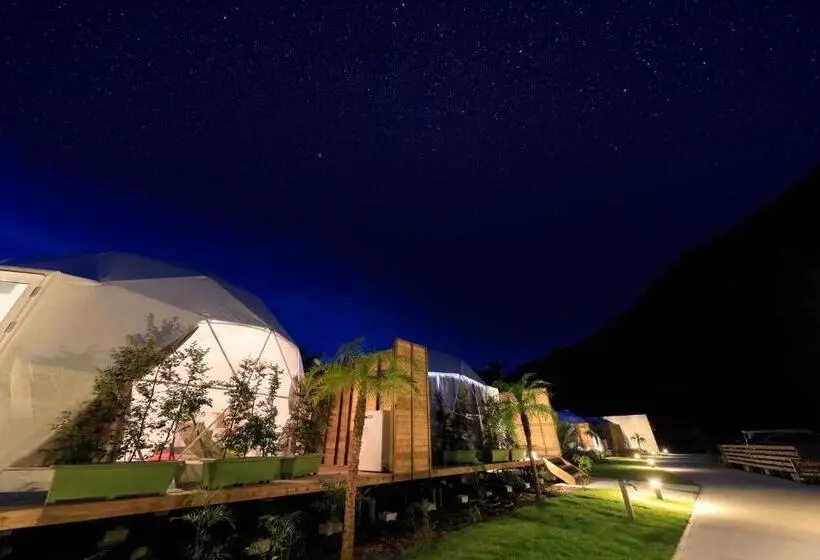 Hotelli リバウッドリゾート