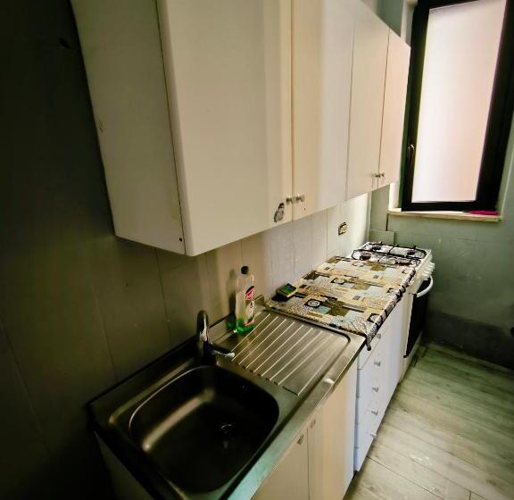 Отель Seaview Family Apartment