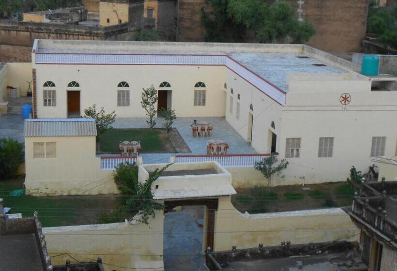 Отель Surya Palace