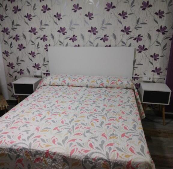 膳宿费 Casa De Onil