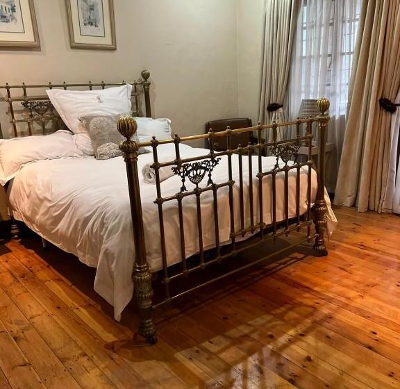 Pension Fernivy Guest House