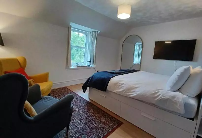 Majatalo Gynack Villa