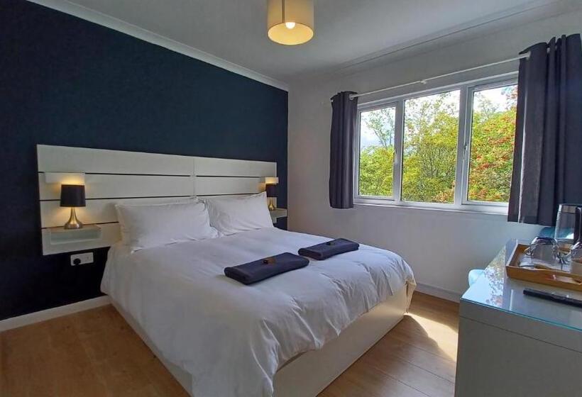 פנסיון Gynack Villa